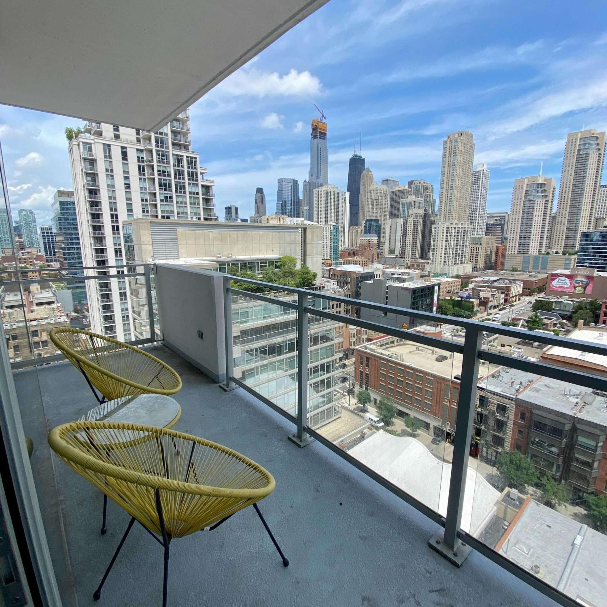 2Br Elegant Premium Suite With Balcony & Sweeping City Views Chicago Eksteriør bilde